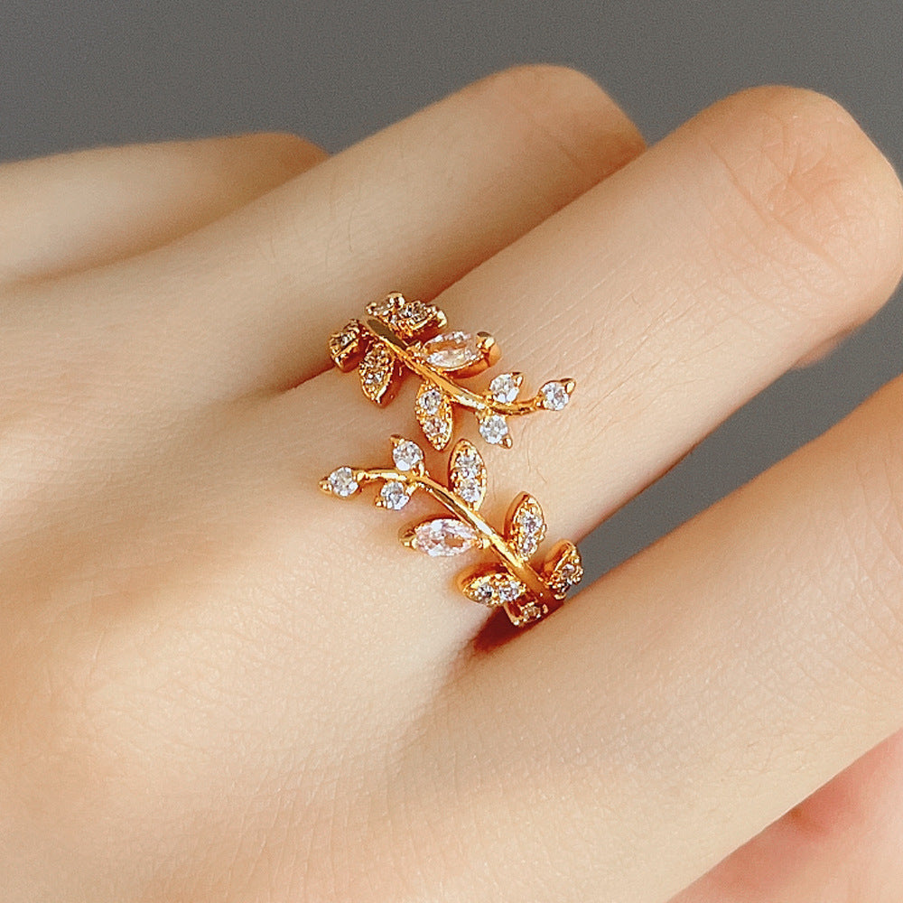 Bague Feuille Élégante