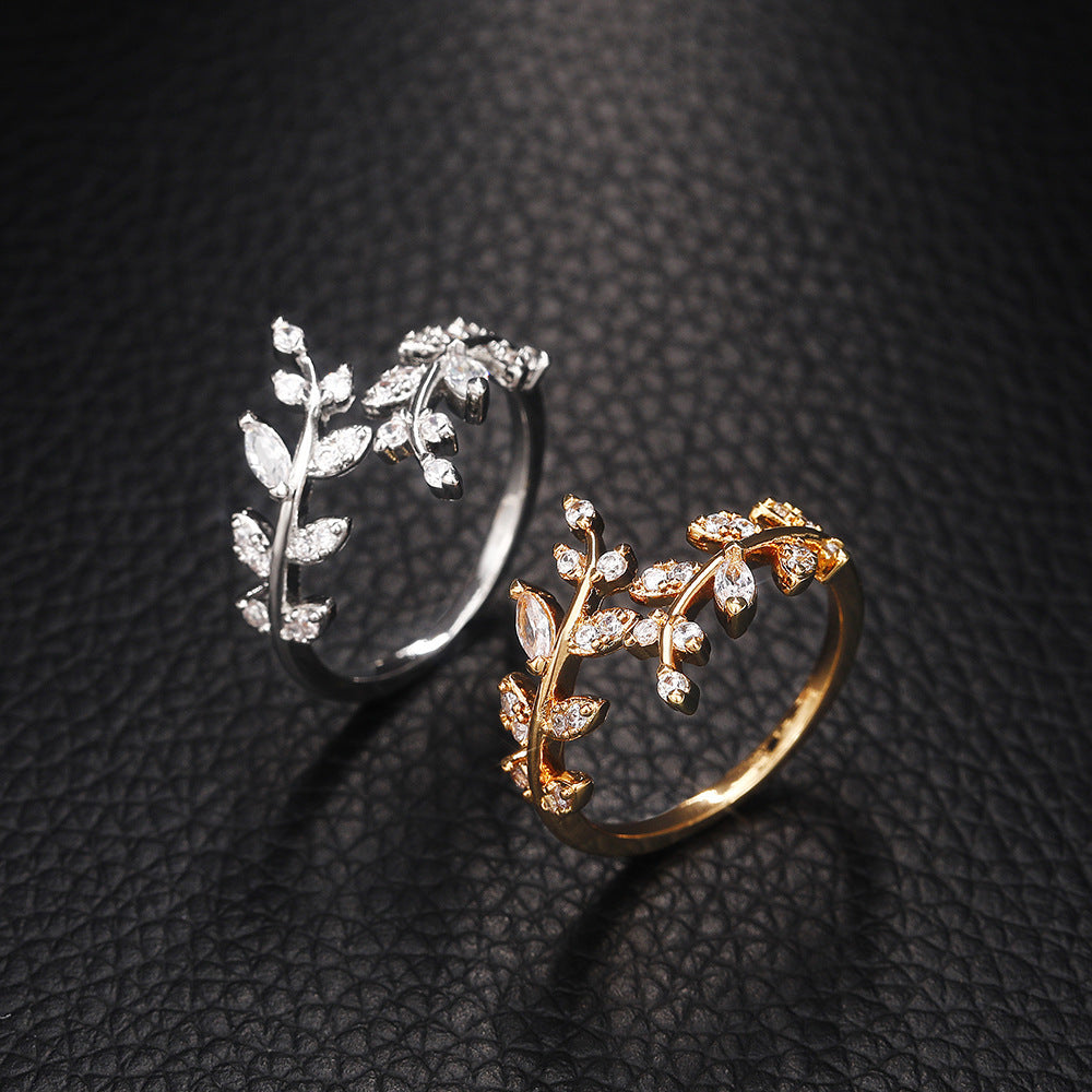 Bague Feuille Élégante